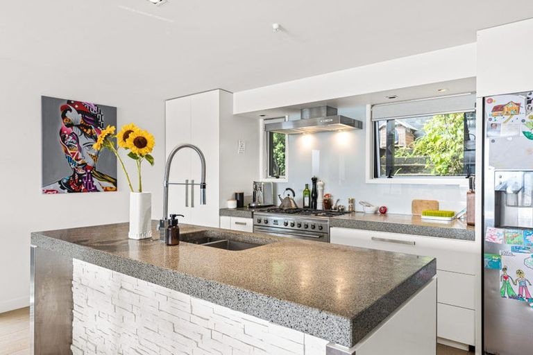 Photo of property in 1184 Sandspit Road, Sandspit, Warkworth, 0982