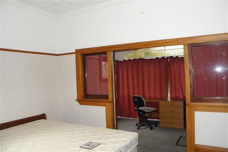 Photo of property in 271 Tay Street, Turnbull Thomson Park, Invercargill, 9810