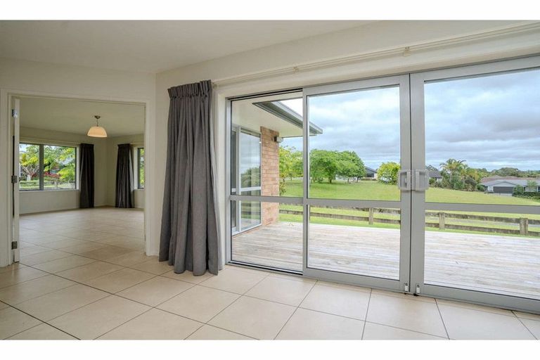 Photo of property in 14 Aranga Road, Kerikeri, 0230