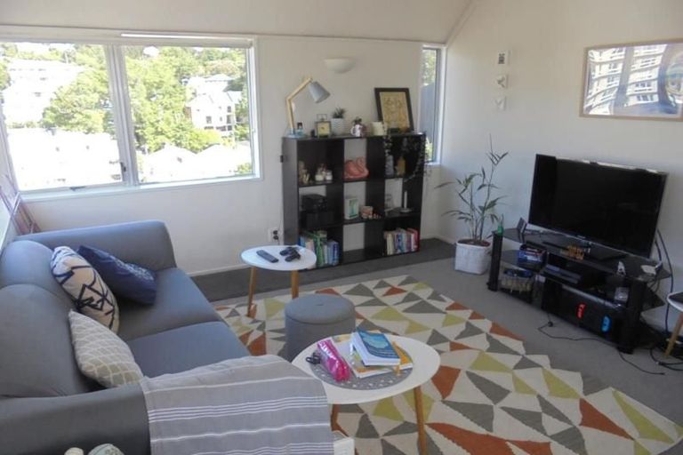 Photo of property in Iona Towers, 1302/140 Abel Smith Street, Te Aro, Wellington, 6011