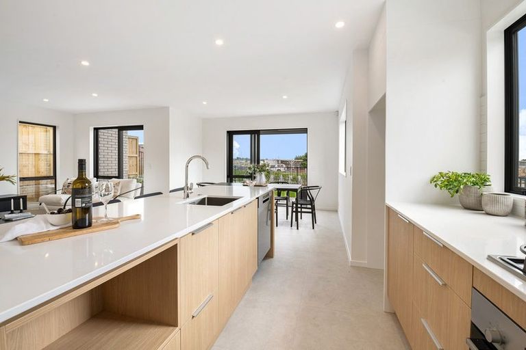 Photo of property in 34 Koura Road, Flat Bush, 2019