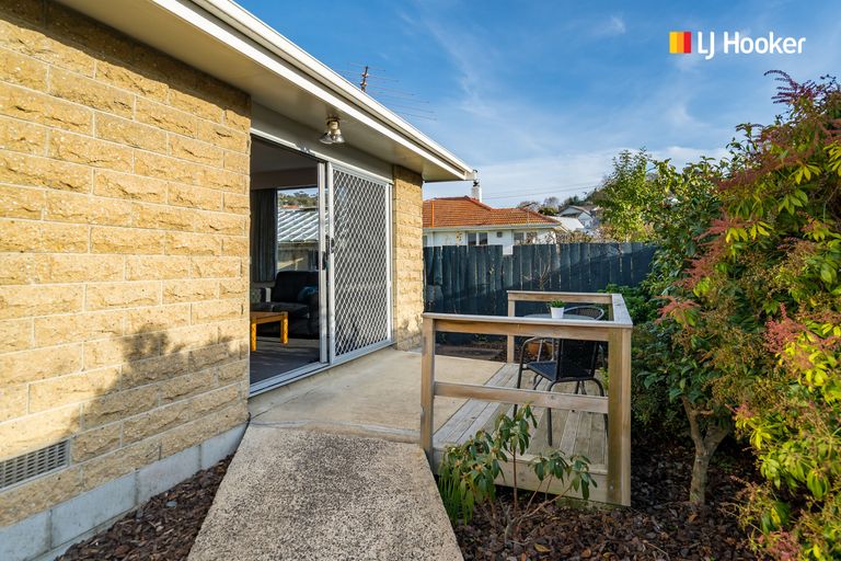 Photo of property in 24b Rutherford Street, Caversham, Dunedin, 9012