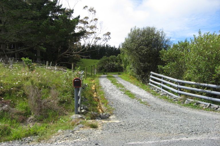 Photo of property in 118 Whangaripo Valley Road, Wellsford, 0974