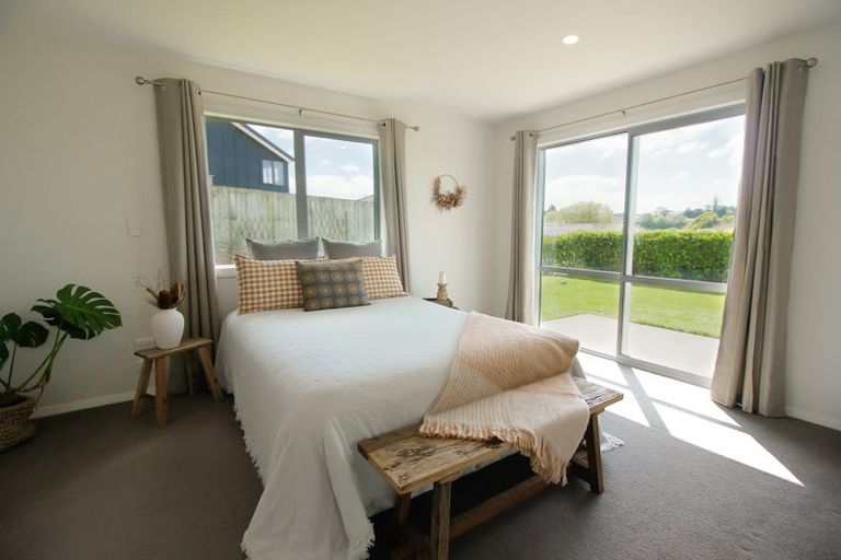 Photo of property in 23 Fairfax Crescent, Pyes Pa, Tauranga, 3112