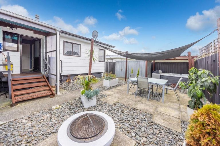 Photo of property in 12a Pringle Place, Nawton, Hamilton, 3200