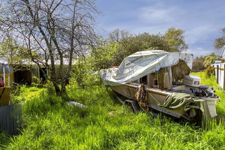 Photo of property in 75 Te Rangitautahanga Road, Turangi, 3334