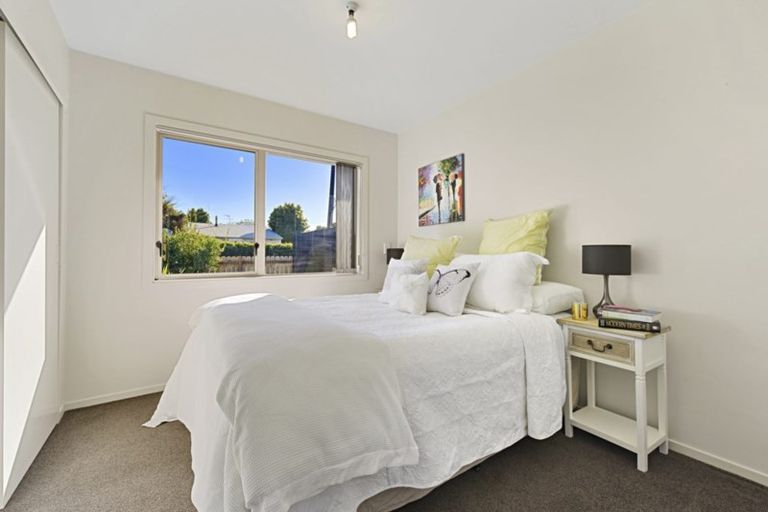 Photo of property in 73 Settlement Road, Papakura, 2110