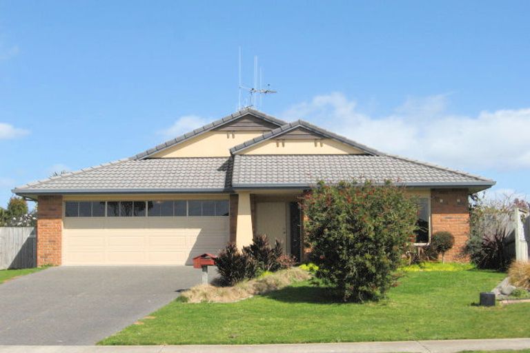 Photo of property in 35 Santa Barbara Drive, Papamoa Beach, Papamoa, 3118