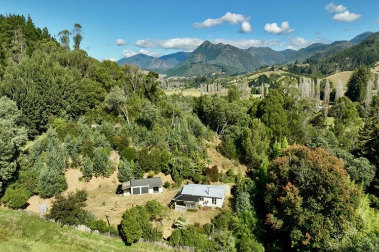 Photo of property in 1499 Motueka Valley Highway, Ngatimoti, Motueka, 7196