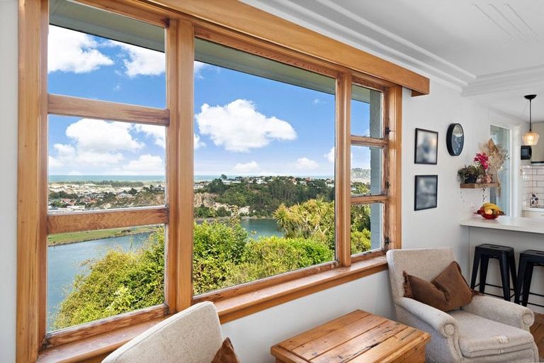 Photo of property in 49 Glendevon Place, Vauxhall, Dunedin, 9013