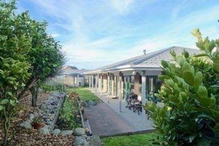 Photo of property in 13 Brendan Drive, Te Horo Beach, Otaki, 5581