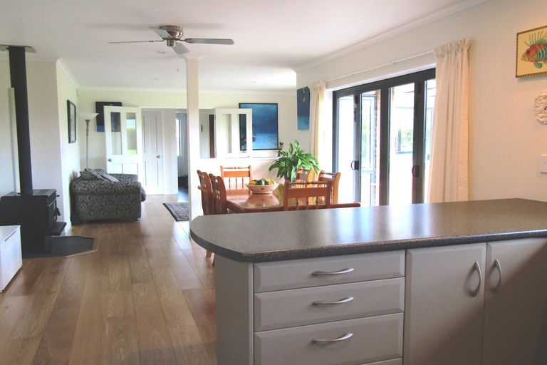 Photo of property in 99 Chestnut Lane, Pirongia, 3802