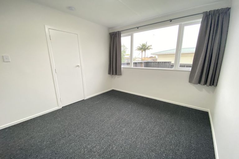 Photo of property in 150 Hepburn Road, Glendene, Auckland, 0602