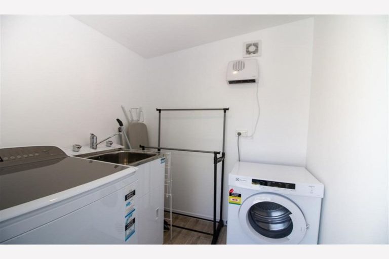 Photo of property in 2 Park Avenue Mews, Ohakune, 4625