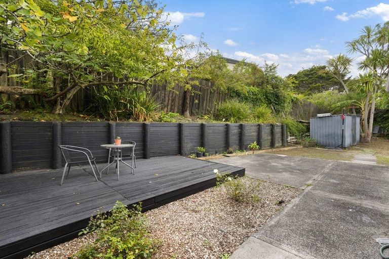 Photo of property in 2/39c Coronation Road, Hillcrest, Auckland, 0627