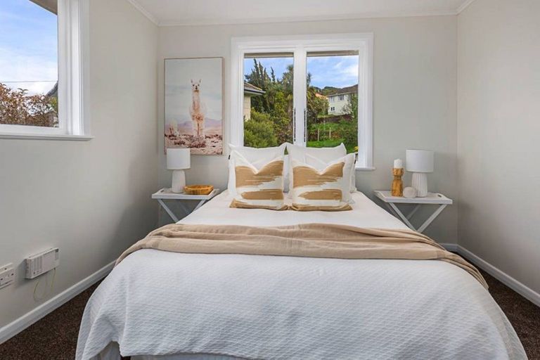 Photo of property in 15 Muturangi Grove, Elsdon, Porirua, 5022