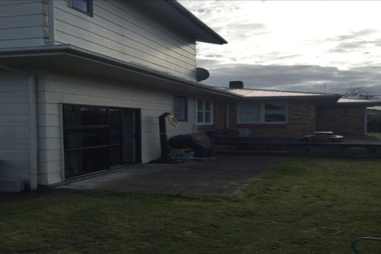 Photo of property in 1 Hugh Place, St Andrews, Hamilton, 3200