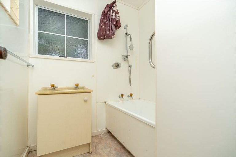 Photo of property in 106 Tuhikaramea Road, Dinsdale, Hamilton, 3204