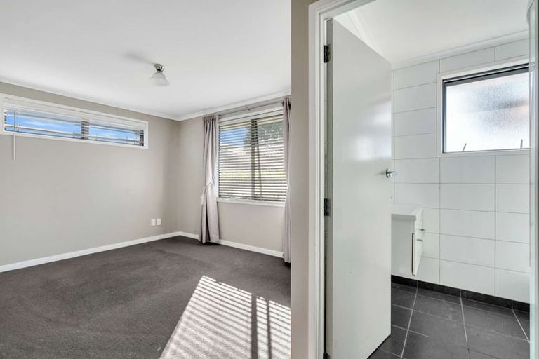 Photo of property in 8 Doctors Hill Road, Maungaturoto, 0520