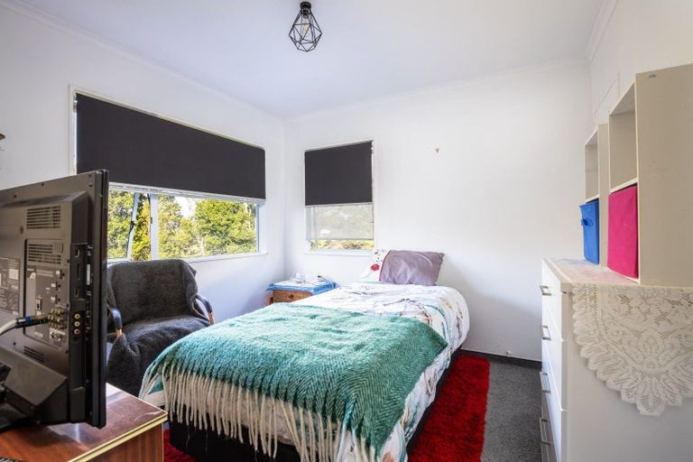 Photo of property in 369 Mangorei Road, Merrilands, New Plymouth, 4312