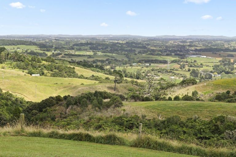 Photo of property in 490 Ararimu Road, Ramarama, Drury, 2579