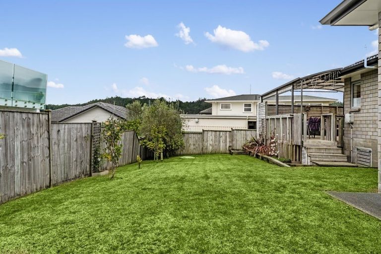 Photo of property in 98 Tapu Road, Huapai, Kumeu, 0810