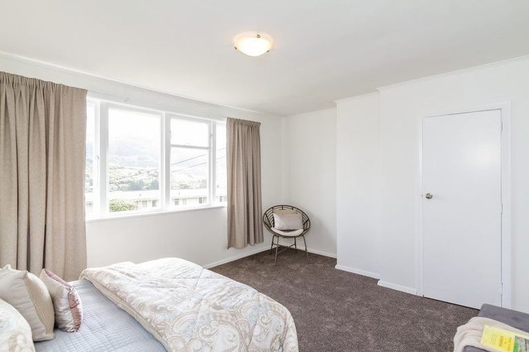 Photo of property in 29 Roberts Street, Tawa, Wellington, 5028