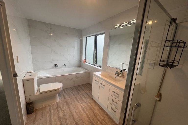 Photo of property in 117 Alec Craig Way, Gulf Harbour, Whangaparaoa, 0930