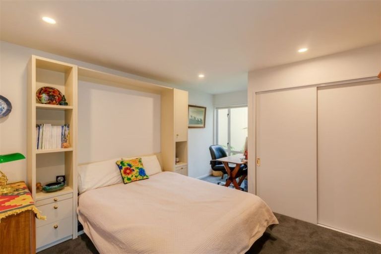 Photo of property in 61 Fendalton Road, Fendalton, Christchurch, 8014