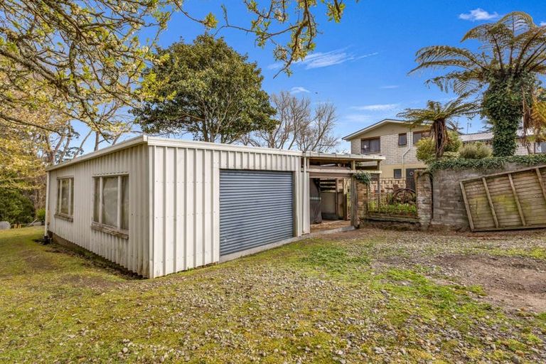 Photo of property in 17 Bridger Place, Eltham, 4322