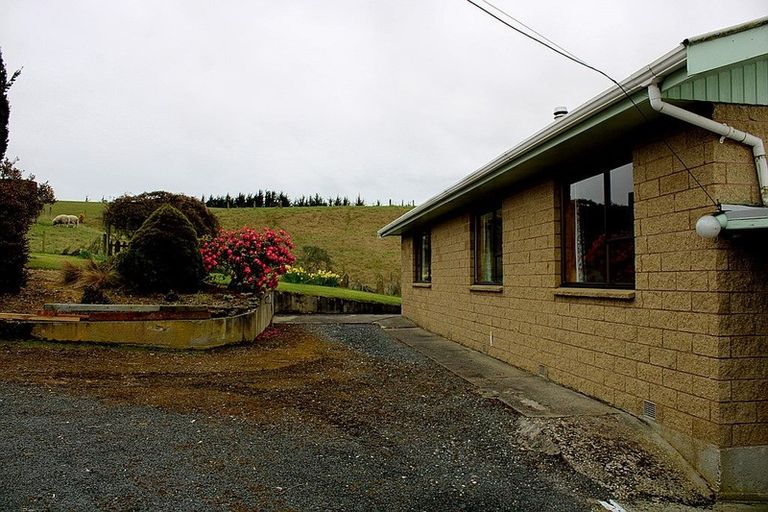 Photo of property in 20 Old Port Road, Warepa, Balclutha, 9273