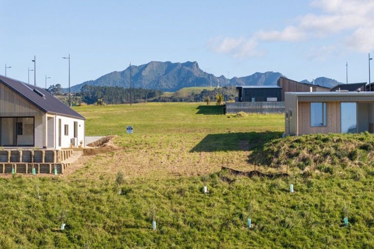 Photo of property in 9 Kapokapowai Street, Raglan, 3225