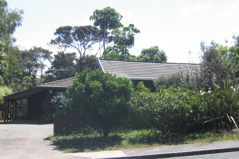 Photo of property in 199 Manuka Road, Bayview, Auckland, 0629