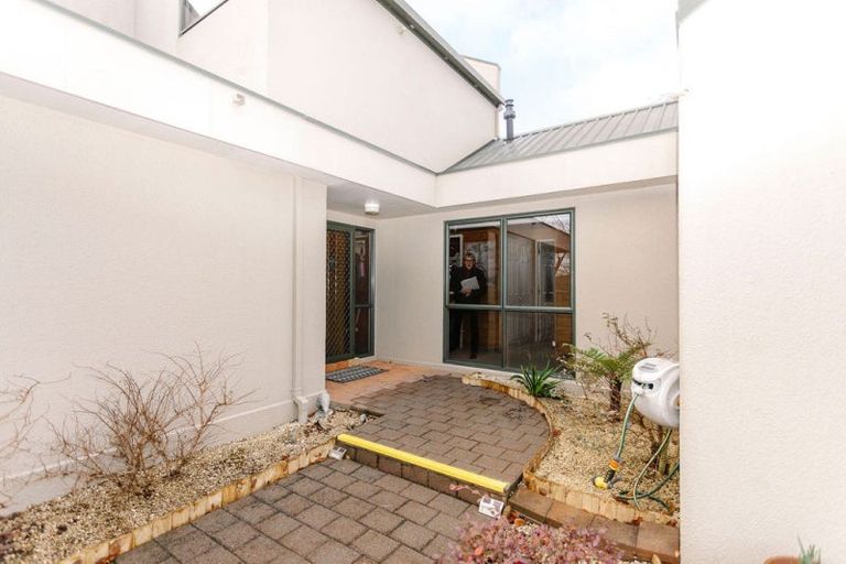 Photo of property in 24 Ruahine Street, Dannevirke, 4930