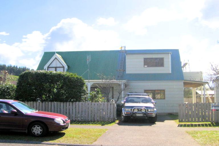 Photo of property in 104 Durrant Drive, Whangamata, 3620