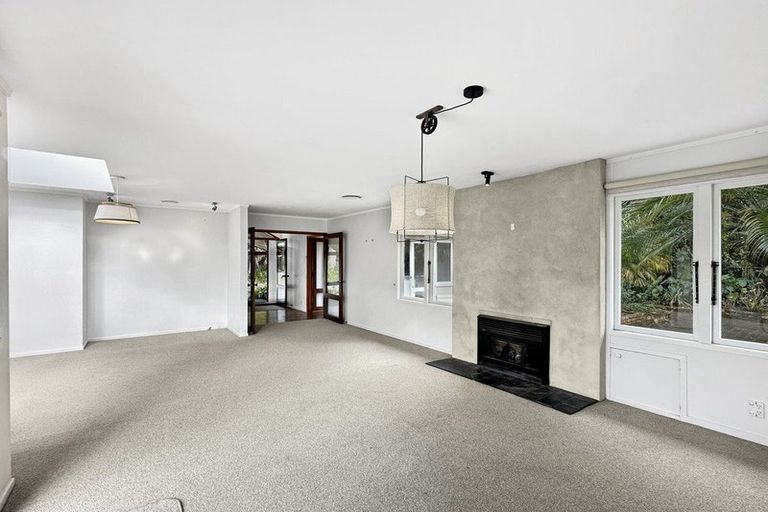 Photo of property in 27 Pa Road, Kerikeri, 0230