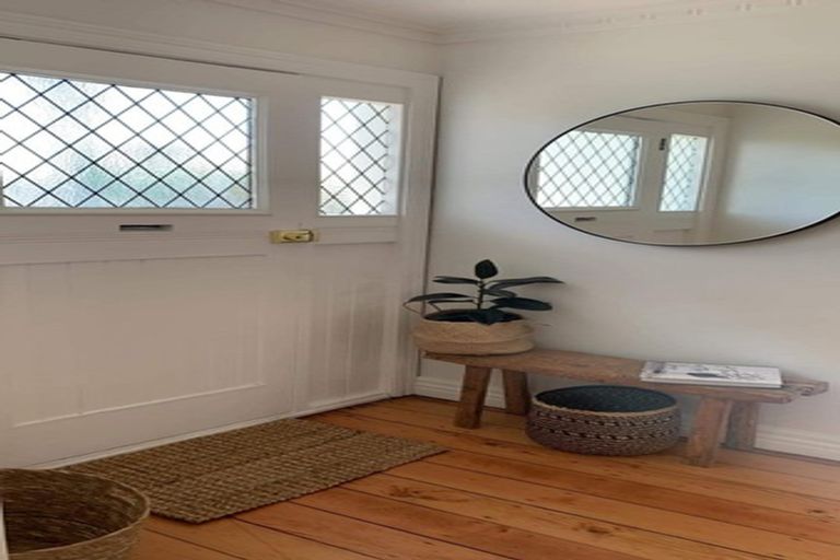 Photo of property in 9 Epuni Street, Hutt Central, Lower Hutt, 5011