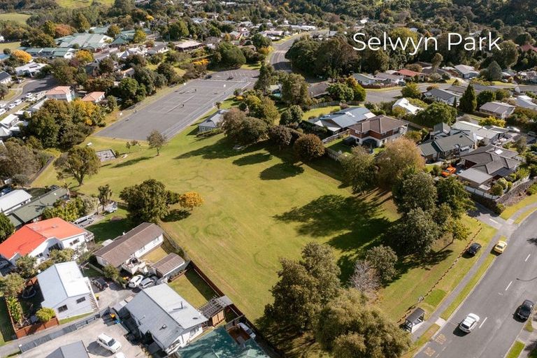 Photo of property in 23 Osprey Drive, Welcome Bay, Tauranga, 3112