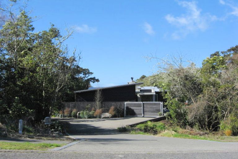 Photo of property in 74 Kaiuru Avenue, Pukawa Bay, Turangi, 3381