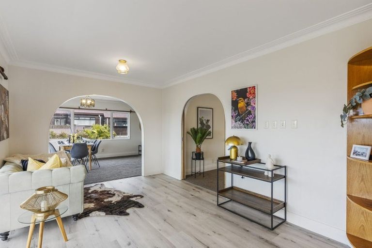 Photo of property in 35 Gretel Place, Hillcrest, Auckland, 0627