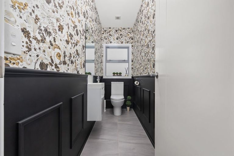 Photo of property in 17 John Burke Drive, Aotea, Porirua, 5024