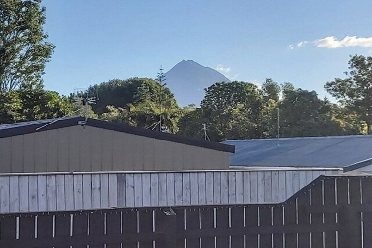 Photo of property in 18 Rewa Street, Inglewood, 4330