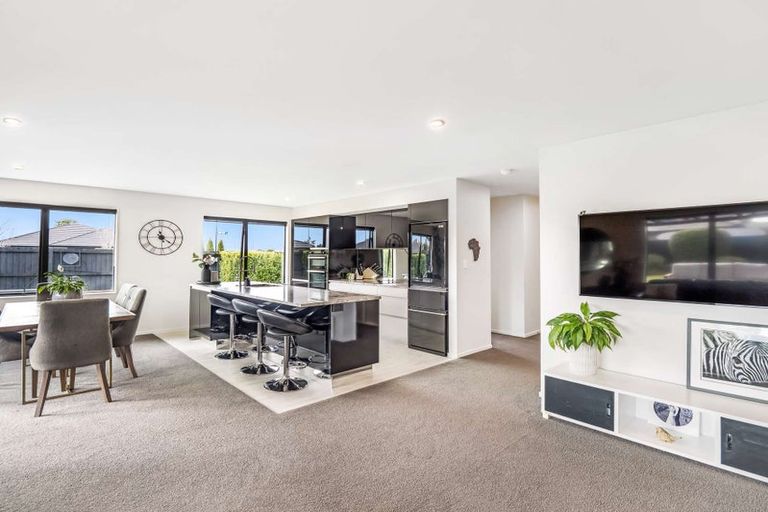 Photo of property in 11 Exeter Lane, Rolleston, 7614