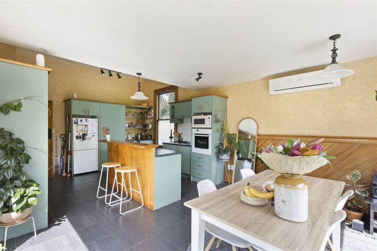 Photo of property in 11 Havelock Street, Phillipstown, Christchurch, 8011