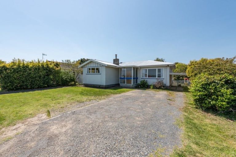 Photo of property in 64 Kapiti Road, Paraparaumu, 5032