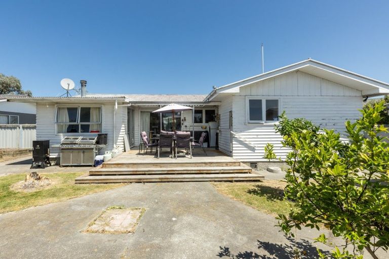 Photo of property in 15 Waterworth Avenue, Onekawa, Napier, 4110