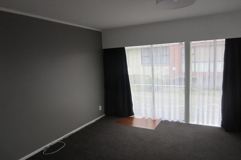 Photo of property in 4 Jillett Street, Titahi Bay, Porirua, 5022