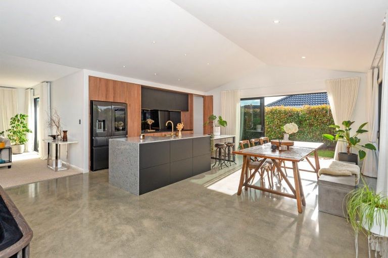 Photo of property in 137 Potae Avenue, Riverdale, Gisborne, 4010