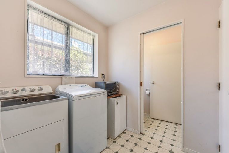 Photo of property in 20 Ranui Street, Waikawa, Picton, 7220