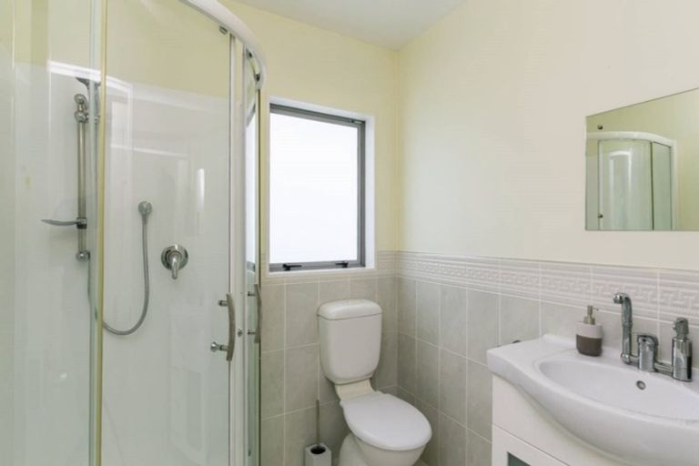 Photo of property in 11 Didsbury Grove, Churton Park, Wellington, 6037